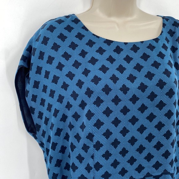 CAbi Top Size Medium Foulard Split Back Teal Blue Printed Cap Short Sleeve - Picture 6 of 10